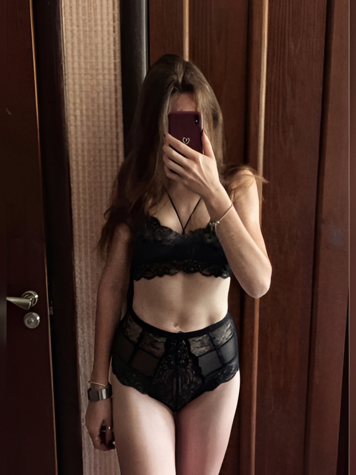 Индивидуалка Ева, доступна для личного знакомства от 10000 руб