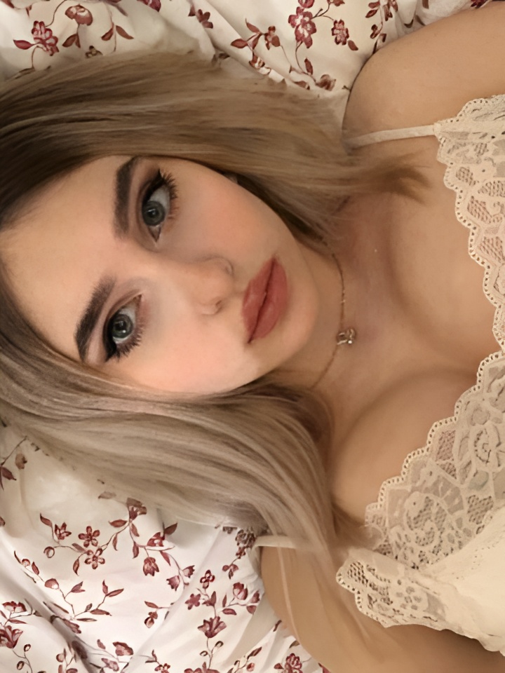 Индивидуалка Серафима, доступна для личного знакомства от 10000 руб