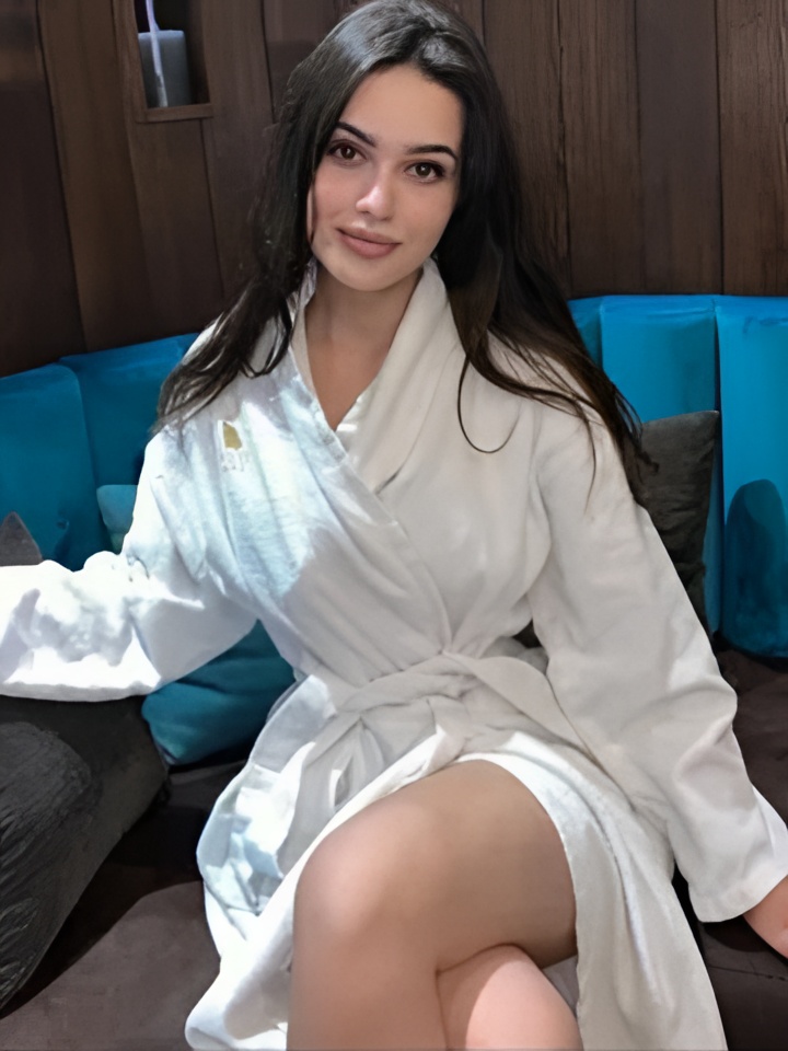 Ульяна привлекальеная девушка из Динская цена от 4000 руб